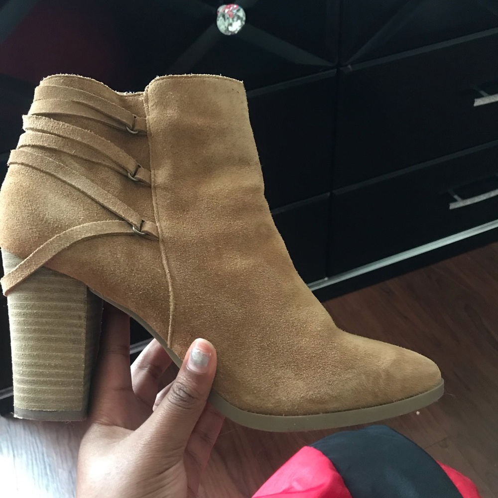 Like NEW Franco Fortini Carly Rust boots (size 11)